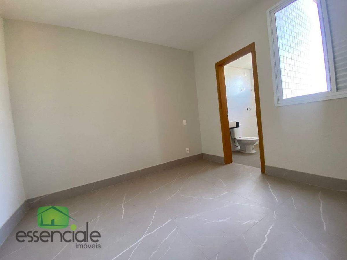 Cobertura, Fonte Grande, 3 Quartos, 2 Vagas, 1 Suíte