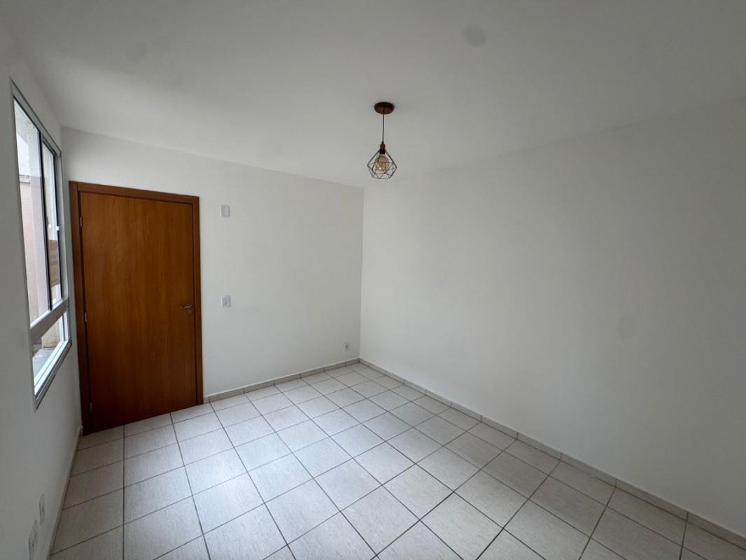 Apartamento, Casa Branca, 2 Quartos, 1 Vaga