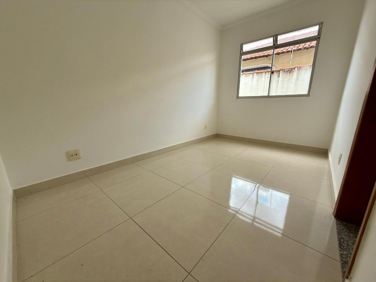 Apartamento, Santa Branca, 3 Quartos, 2 Vagas, 1 Suíte