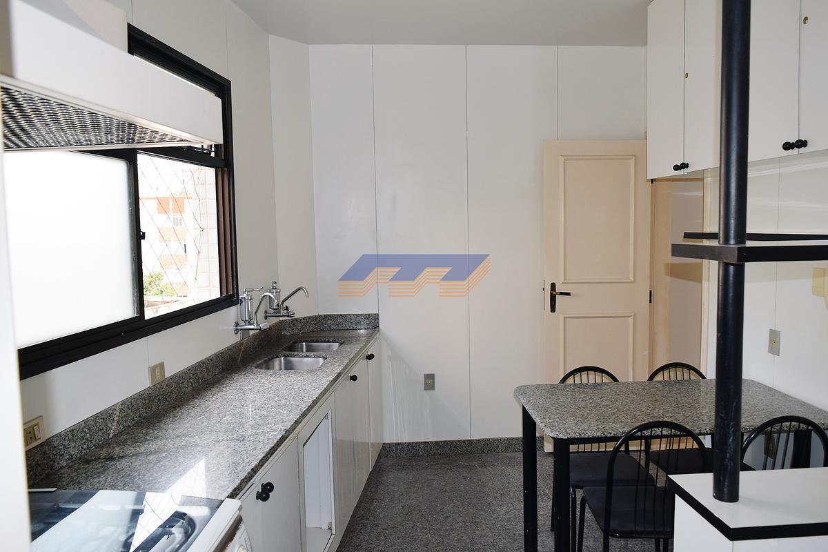 Apartamento, Sion, 4 Quartos, 3 Vagas, 1 Suíte