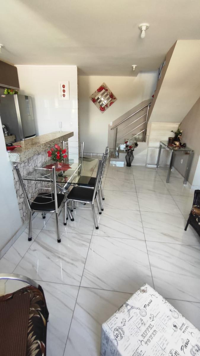 Cobertura, Arvoredo, 3 Quartos, 2 Vagas, 1 Suíte