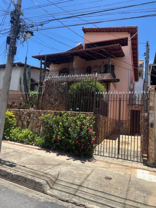 Casa, Ipê, 5 Quartos, 1 Vaga, 1 Suíte