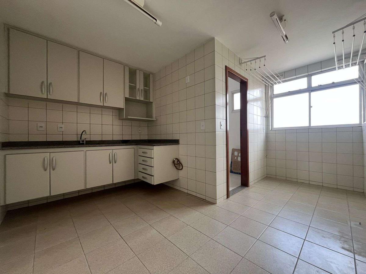 Apartamento, Funcionários, 3 Quartos, 2 Vagas, 1 Suíte