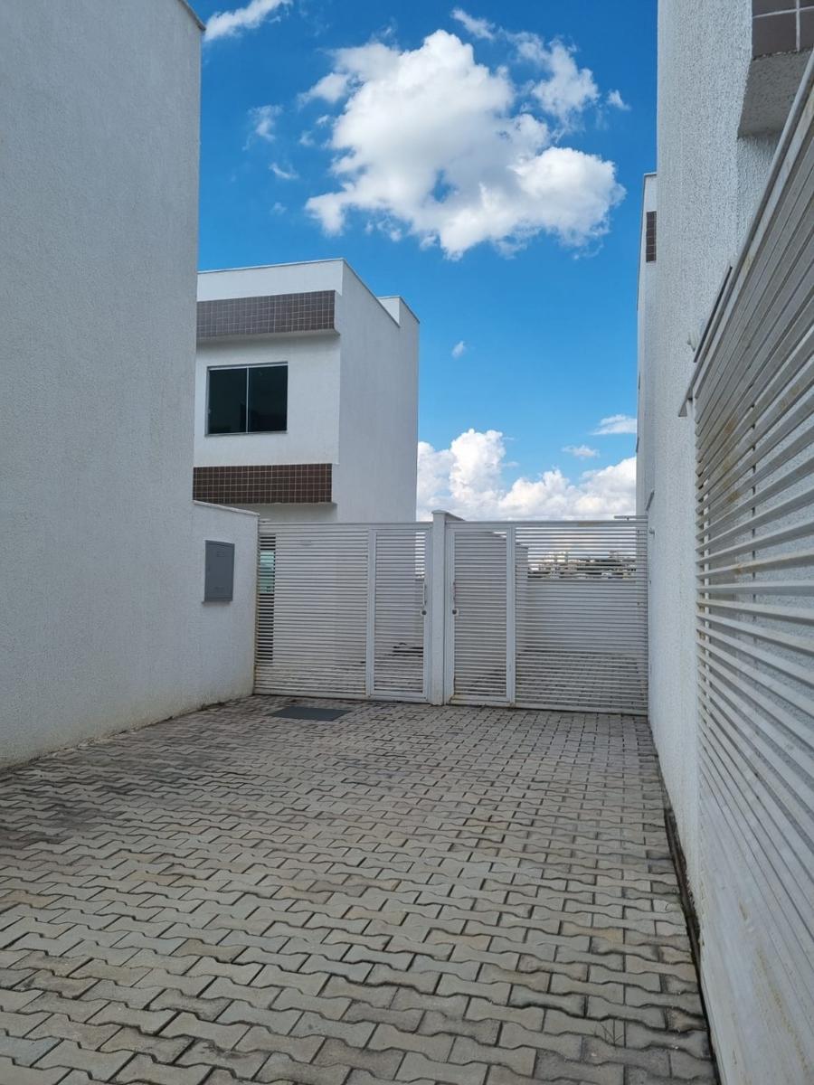 Casa, Masterville, 3 Quartos, 1 Vaga