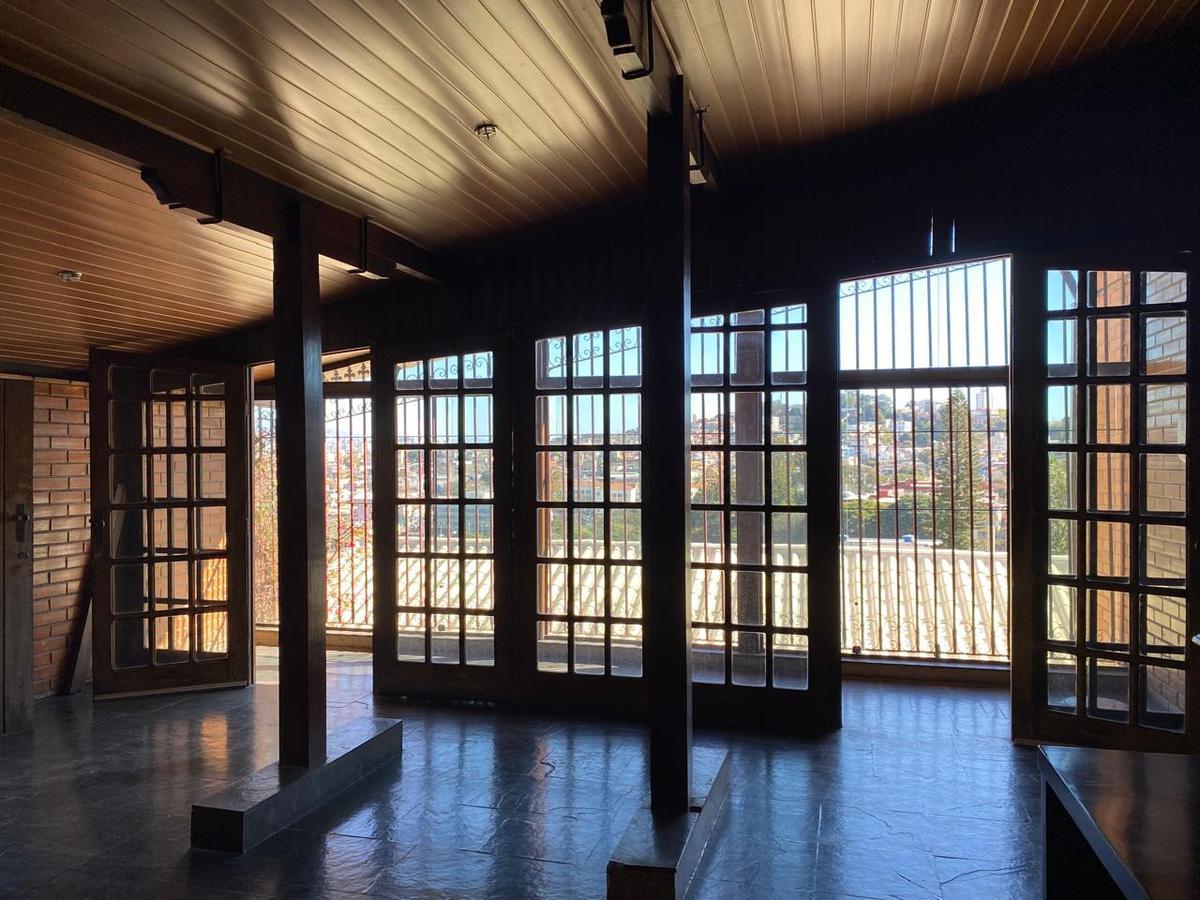 Casa, São Cristóvão, 3 Quartos, 2 Vagas, 1 Suíte