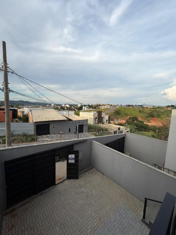 Casa, Novo Centro, 3 Quartos, 2 Vagas, 1 Suíte