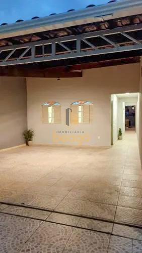 Casa, Arvoredo, 2 Quartos, 2 Vagas, 1 Suíte