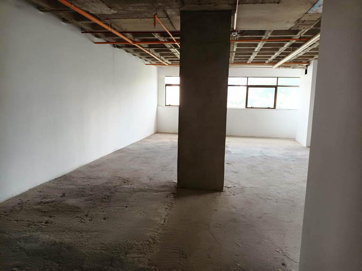 Sala, Savassi, 0 Quarto, 8 Vagas