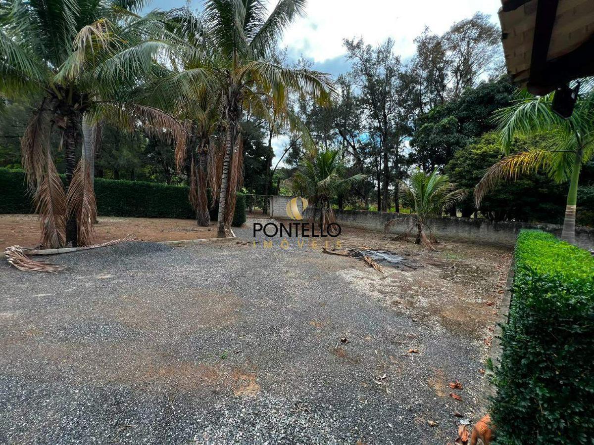 Fazenda, Universitário, 4 Quartos, 3 Vagas, 1 Suíte