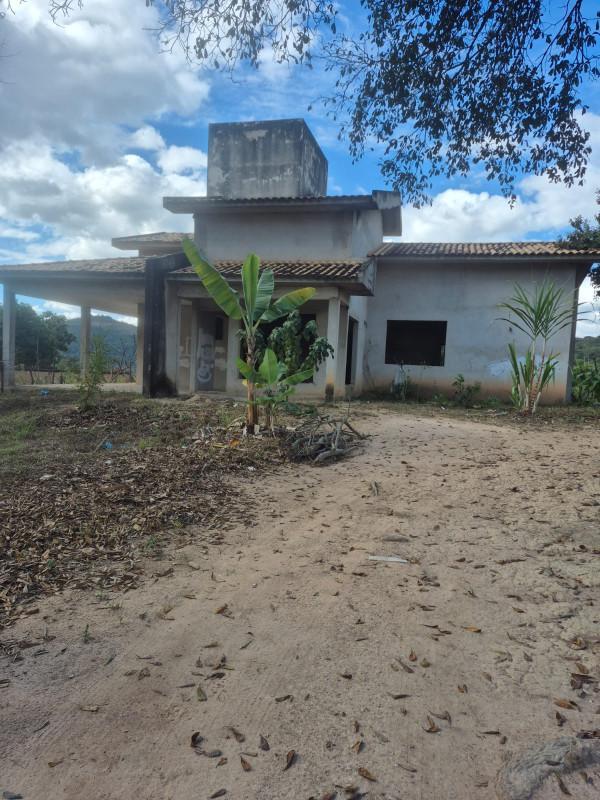 Fazenda, Vianópolis, 4 Quartos, 10 Vagas, 3 Suítes