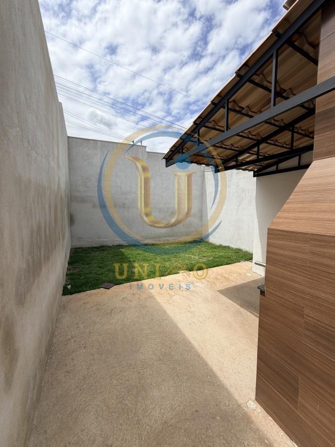 Casa, Centro, 3 Quartos, 2 Vagas, 1 Suíte
