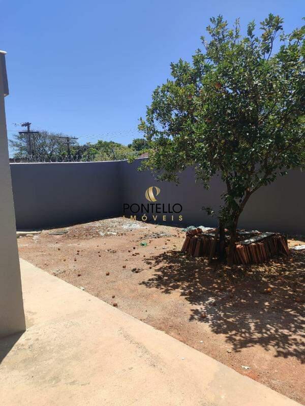 Casa, Nossa Senhora do Carmo, 3 Quartos, 2 Vagas, 1 Suíte