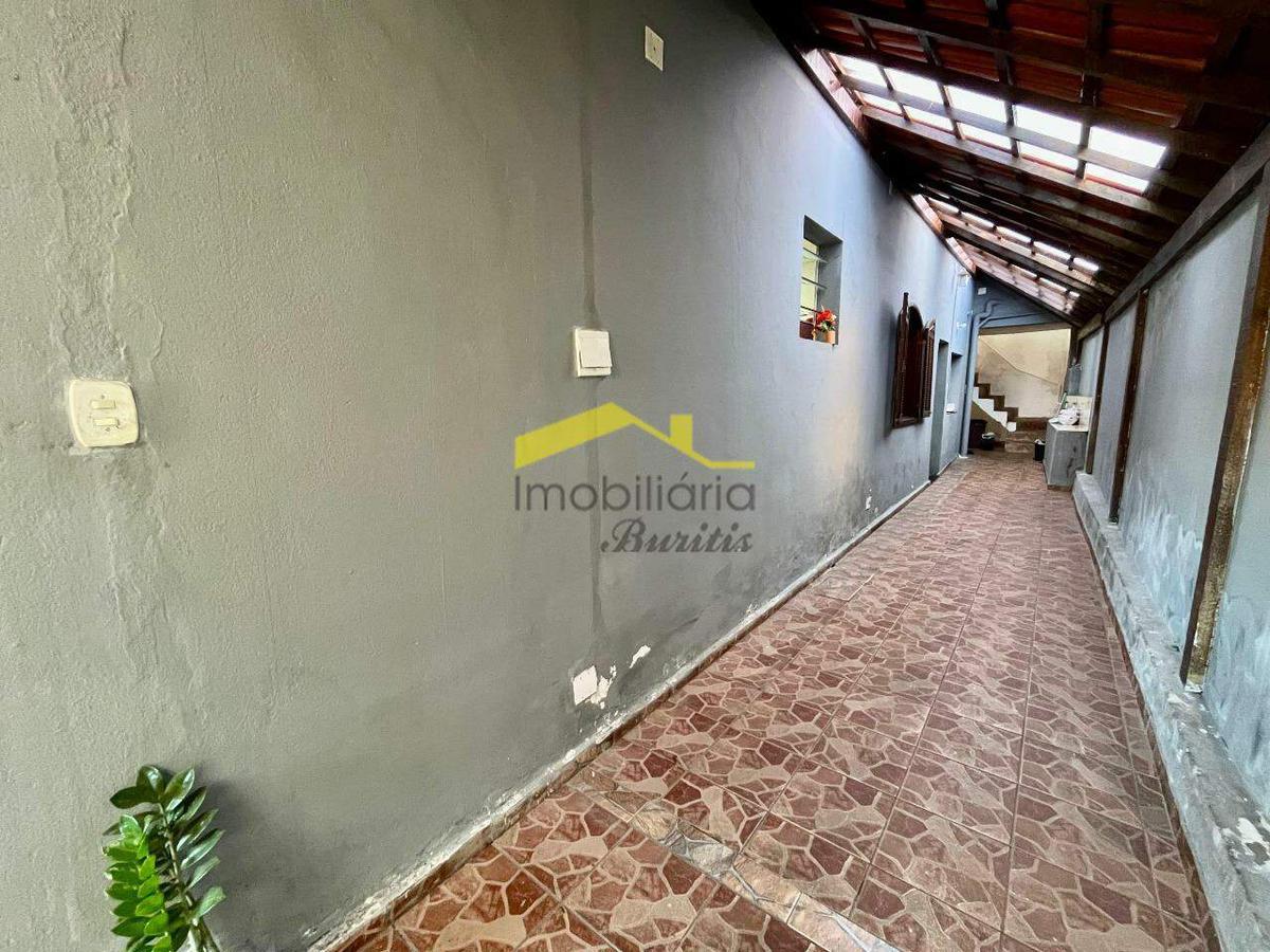 Casa, Estrela do Oriente, 3 Quartos, 2 Vagas, 1 Suíte