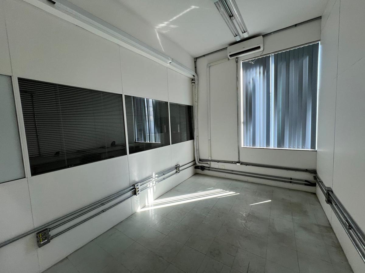 Andar, Estoril, 0 Quarto, 17 Vagas