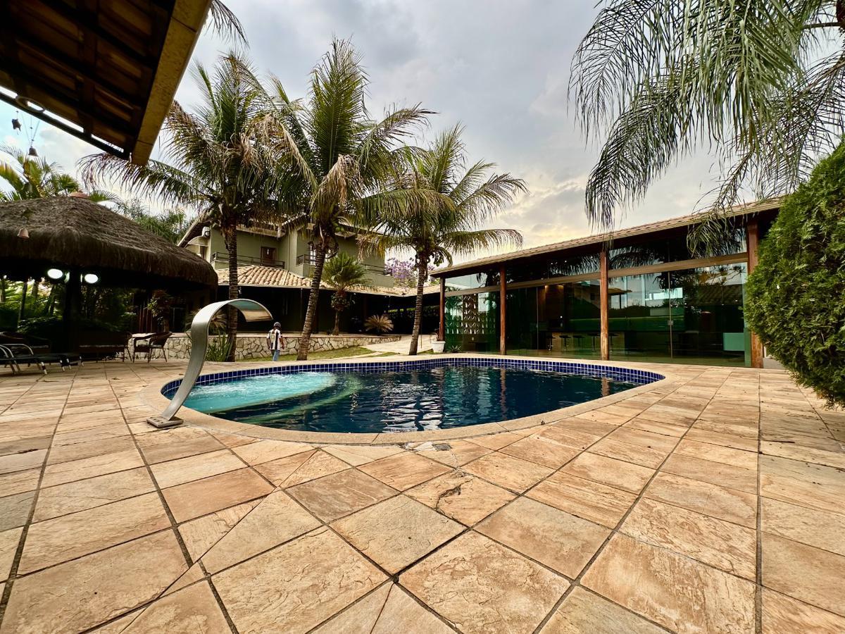 Casa, Bandeirantes (pampulha), 4 Quartos, 10 Vagas, 3 Suítes
