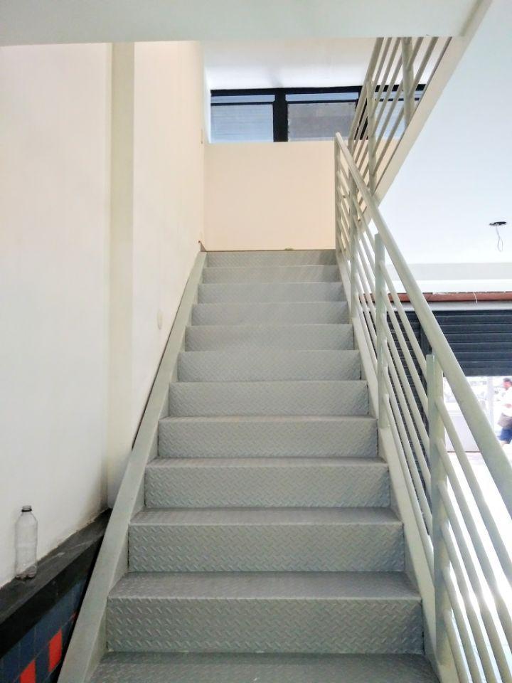Andar, Savassi, 0 Quarto, 1 Vaga