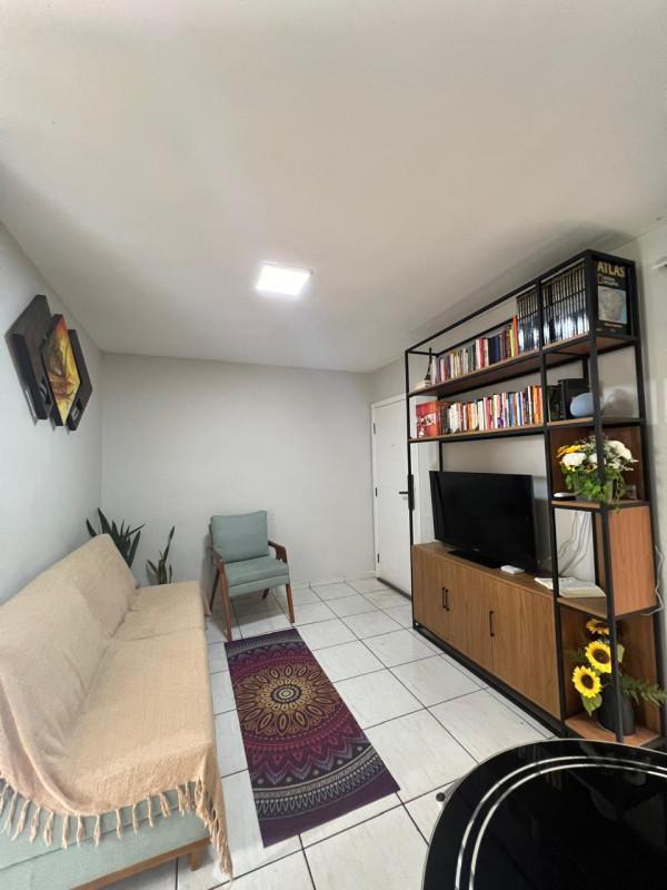 Apartamento, Jardim Riacho das Pedras, 2 Quartos, 1 Vaga
