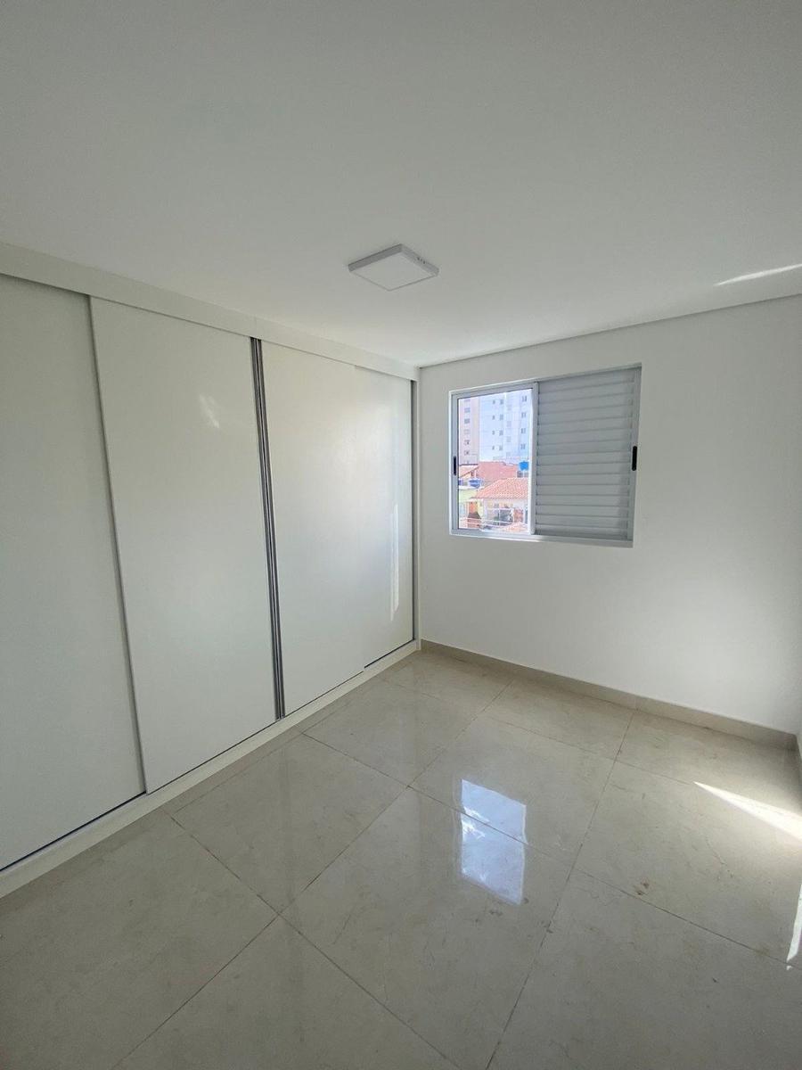 Apartamento, Sagrada Família, 1 Quarto, 2 Vagas