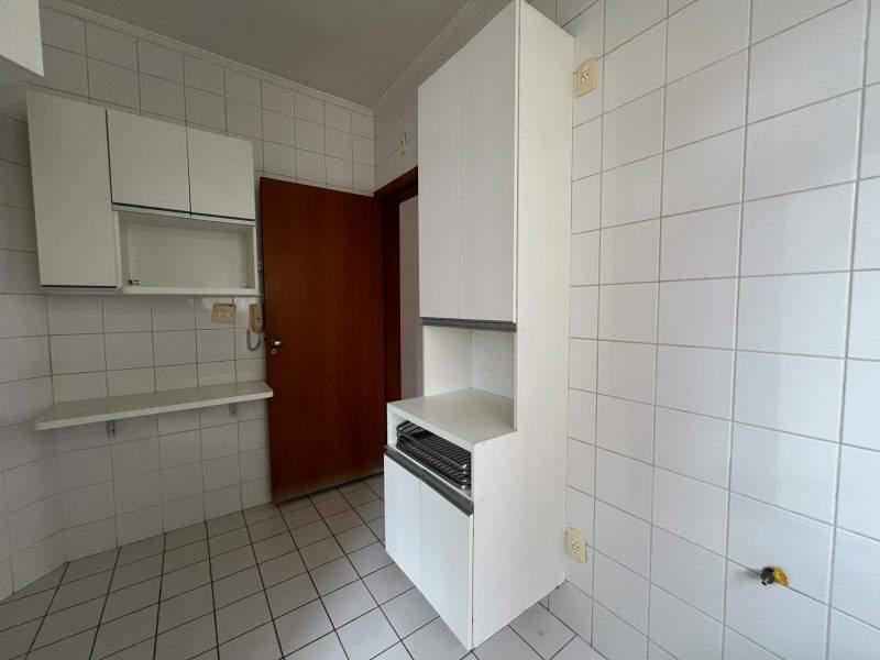 Apartamento, Estoril, 3 Quartos, 1 Vaga, 1 Suíte