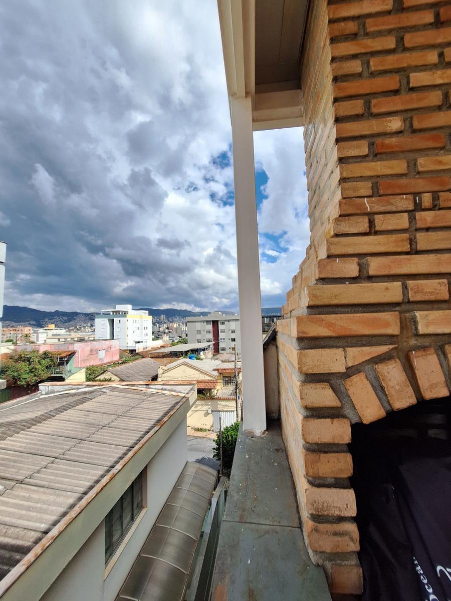 Cobertura, Sagrada Família, 2 Quartos, 1 Vaga