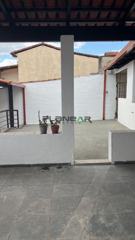 Casa Comercial, Jardim Riacho das Pedras, 3 Quartos, 2 Vagas, 1 Suíte
