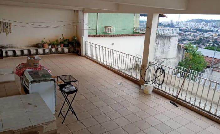 Casa, Novo Glória, 4 Quartos, 8 Vagas, 1 Suíte