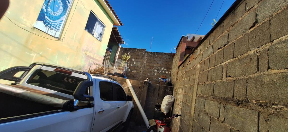 Casa, Centro, 3 Quartos, 2 Vagas