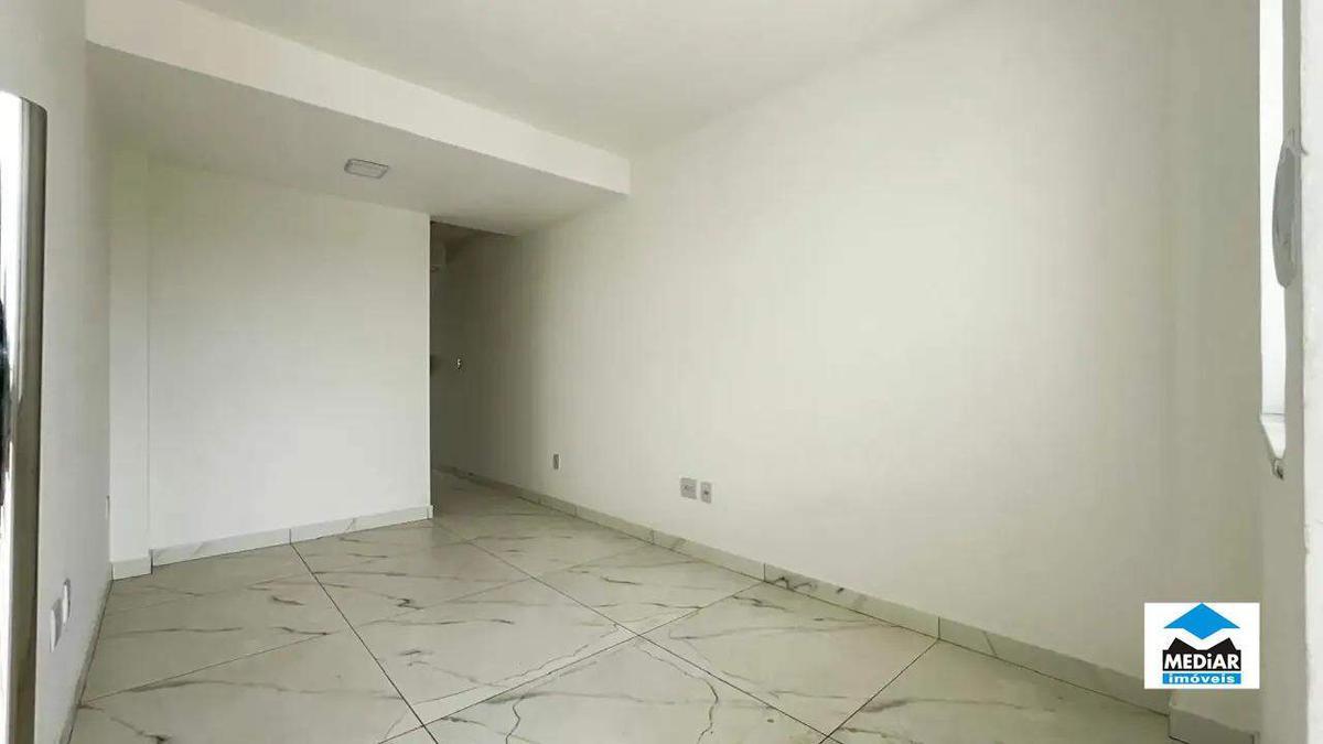 Casa, Santa Branca, 2 Quartos, 2 Vagas, 2 Suítes