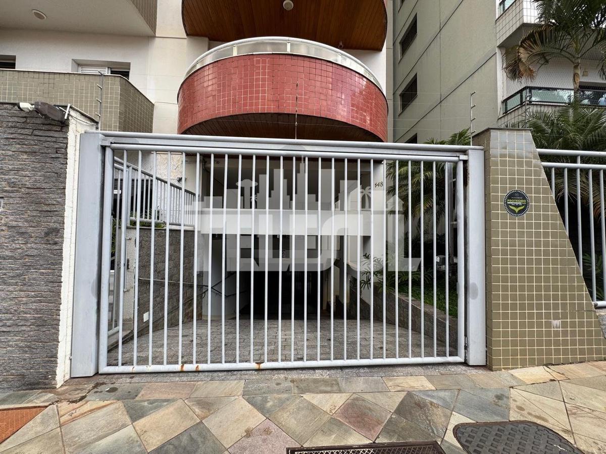 Apartamento, Centro, 4 Quartos, 2 Vagas, 1 Suíte