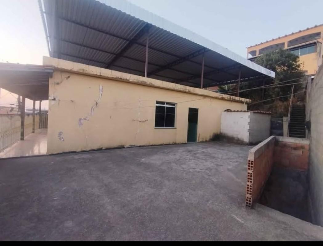 Casa, Olaria, 5 Quartos, 2 Vagas, 1 Suíte