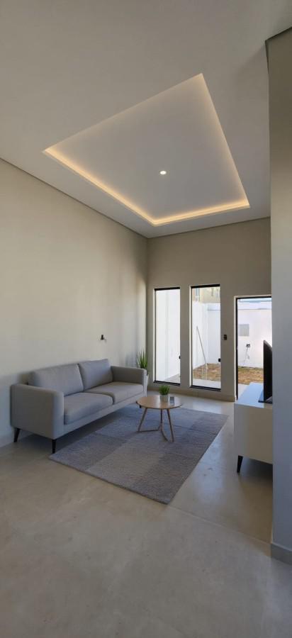 Casa, Jardim Imperial, 3 Quartos, 2 Vagas, 1 Suíte