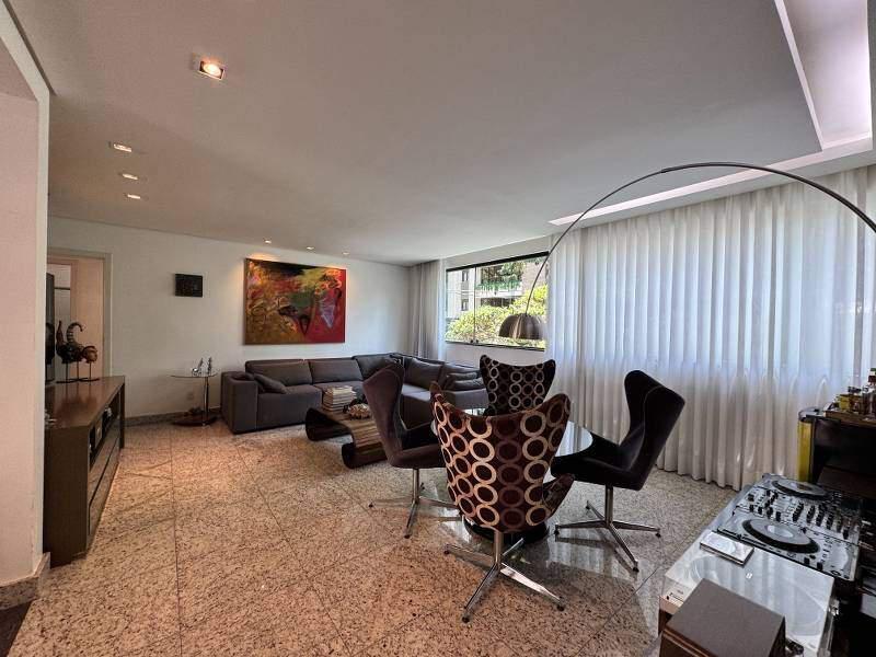 Apartamento, Sion, 3 Quartos, 4 Vagas, 1 Suíte