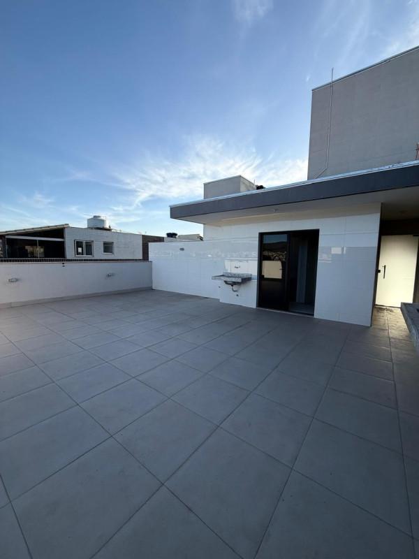 Cobertura, Tirol (barreiro), 3 Quartos, 2 Vagas, 1 Suíte