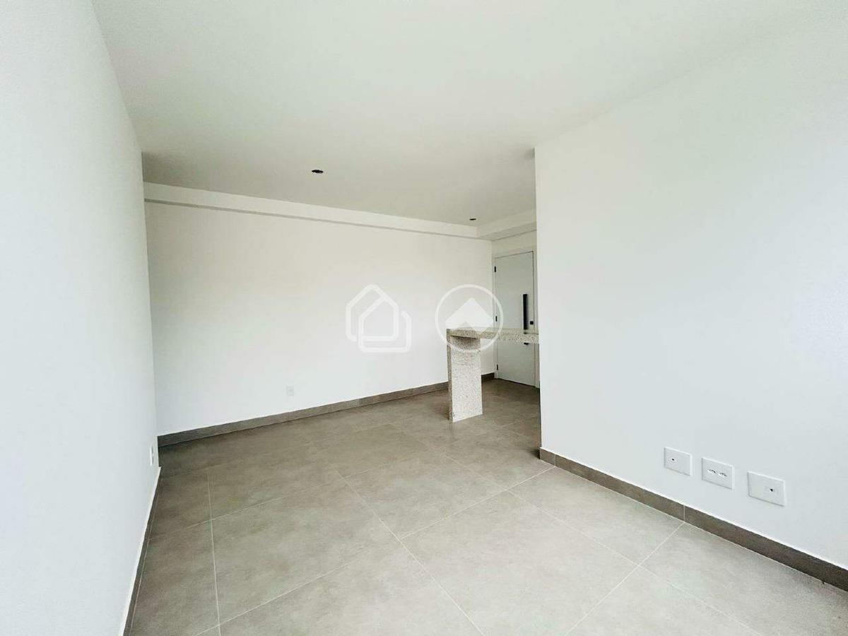 Apartamento, Santa Efigênia, 2 Quartos, 2 Vagas, 2 Suítes