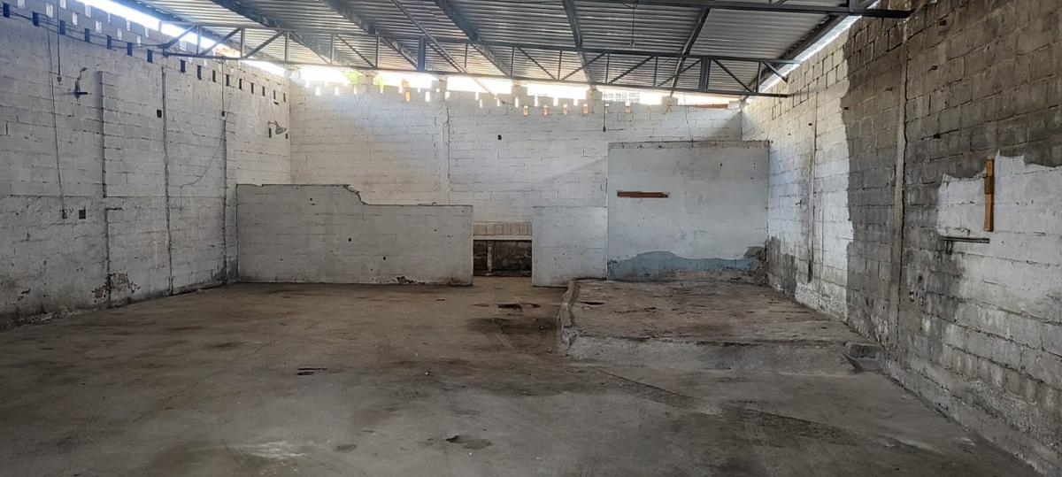 Galpão, Santa Cruz, 1 Quarto, 0 Vaga