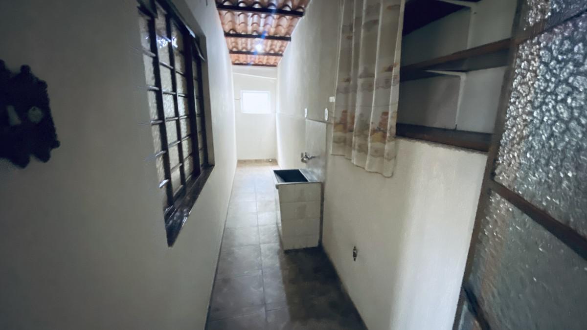 Casa, Santa Efigênia, 3 Quartos, 0 Vaga
