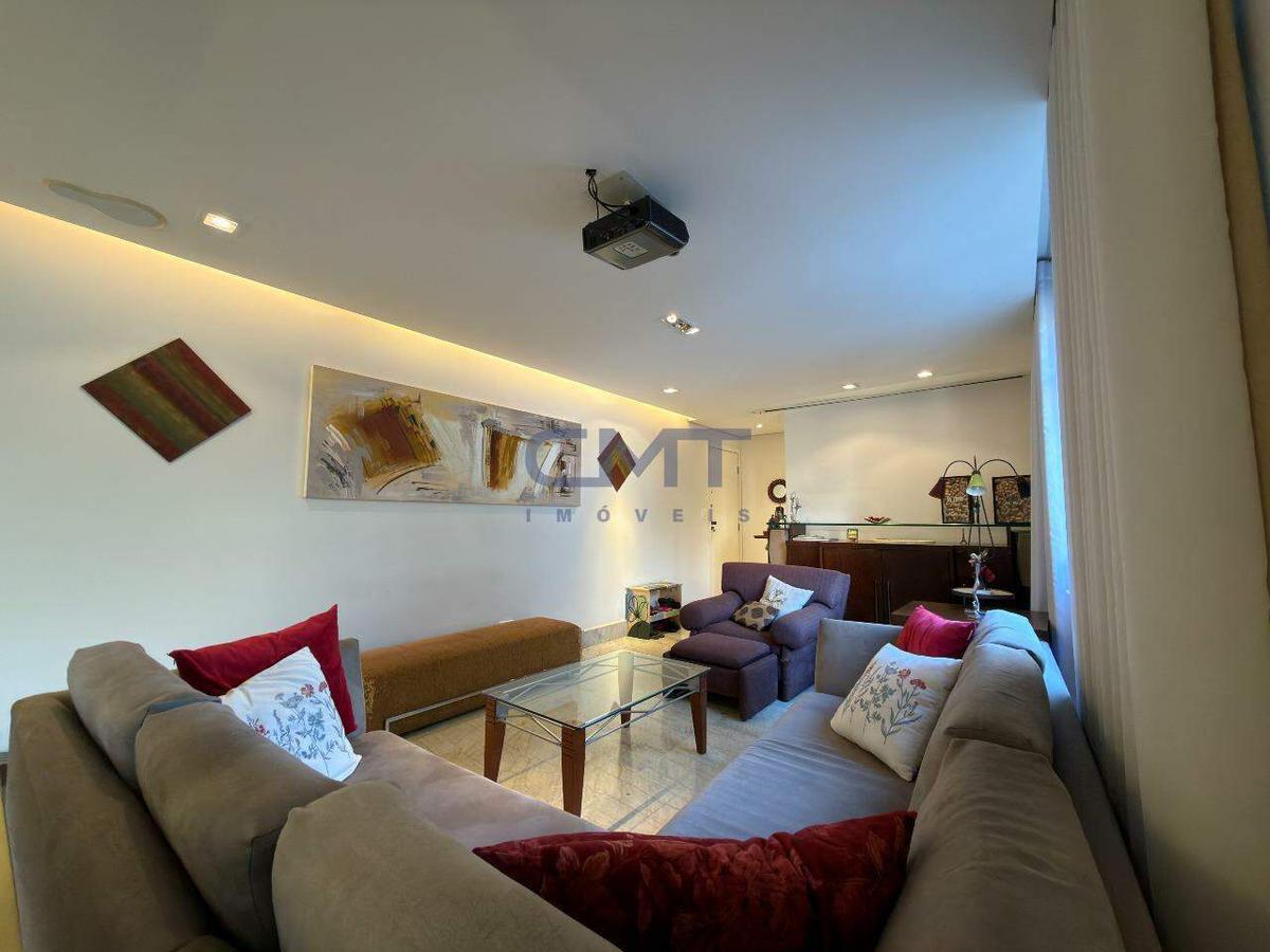 Apartamento, Funcionários, 4 Quartos, 2 Vagas, 2 Suítes