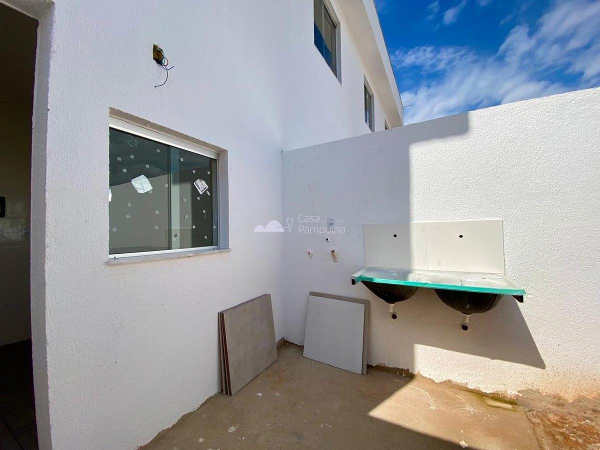 Casa, Jardim dos Comerciários, 2 Quartos, 3 Vagas