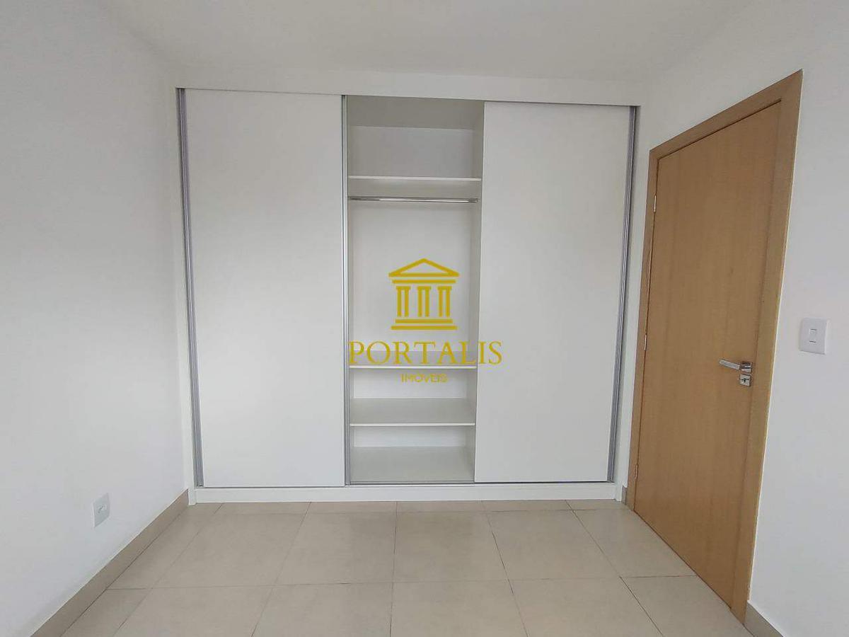 Apartamento, Sagrada Família, 1 Quarto, 1 Vaga, 1 Suíte