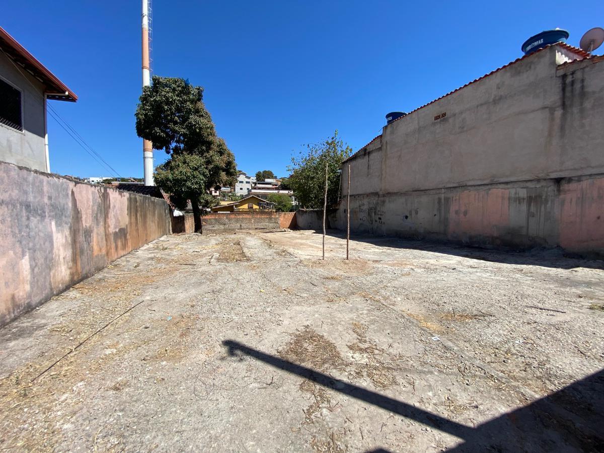 Lote, Vila Universal, 0 Quarto, 0 Vaga