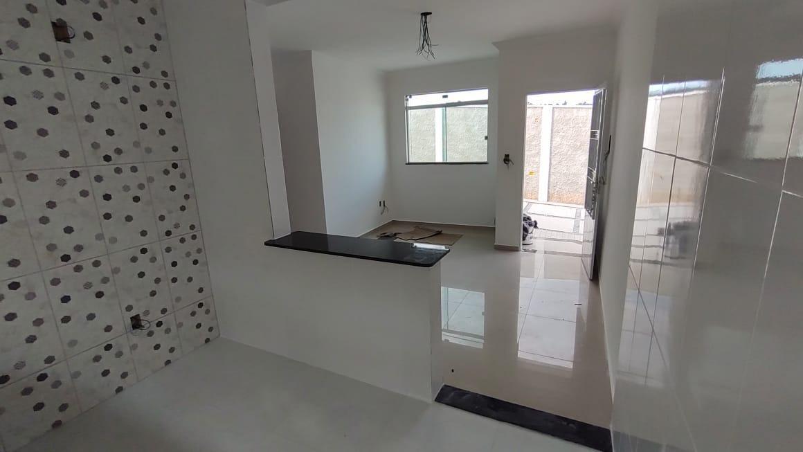 Casa, Vila Verde, 2 Quartos, 1 Vaga