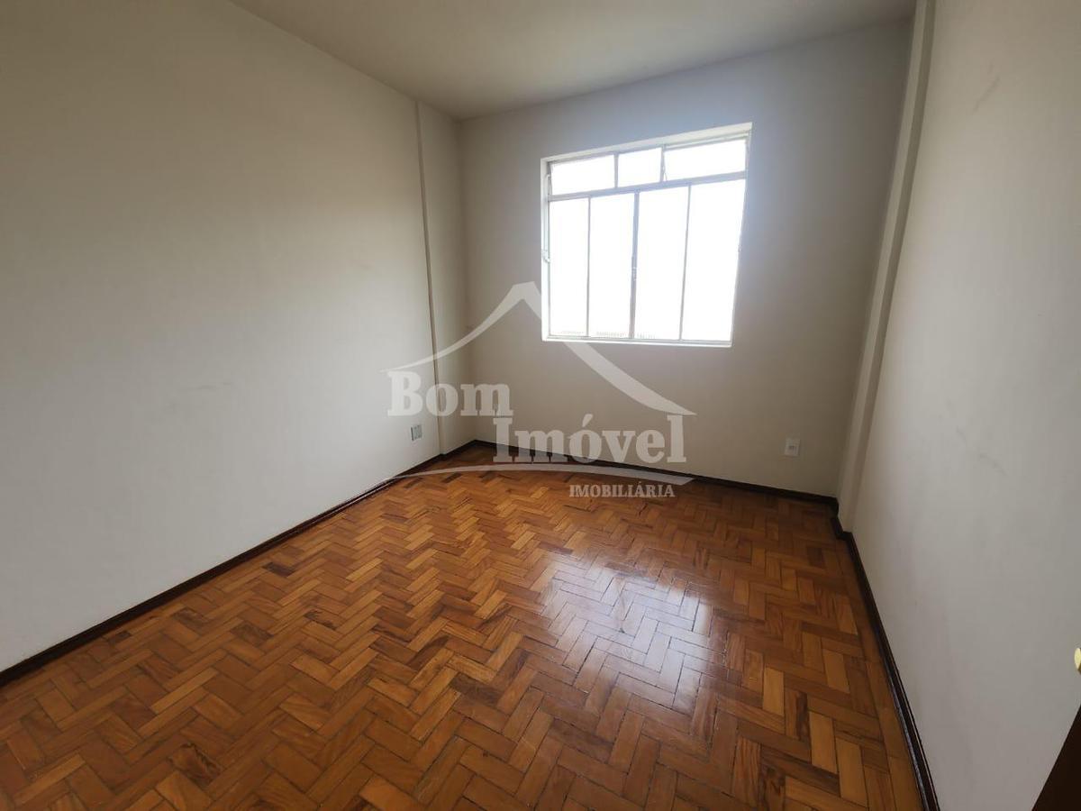 Apartamento, Centro, 3 Quartos, 0 Vaga