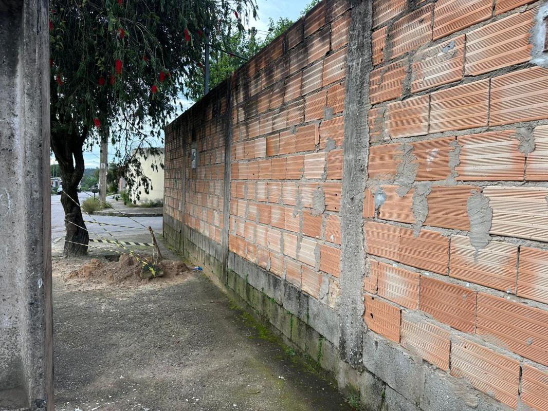 Casa, Vila Verde, 2 Quartos, 3 Vagas