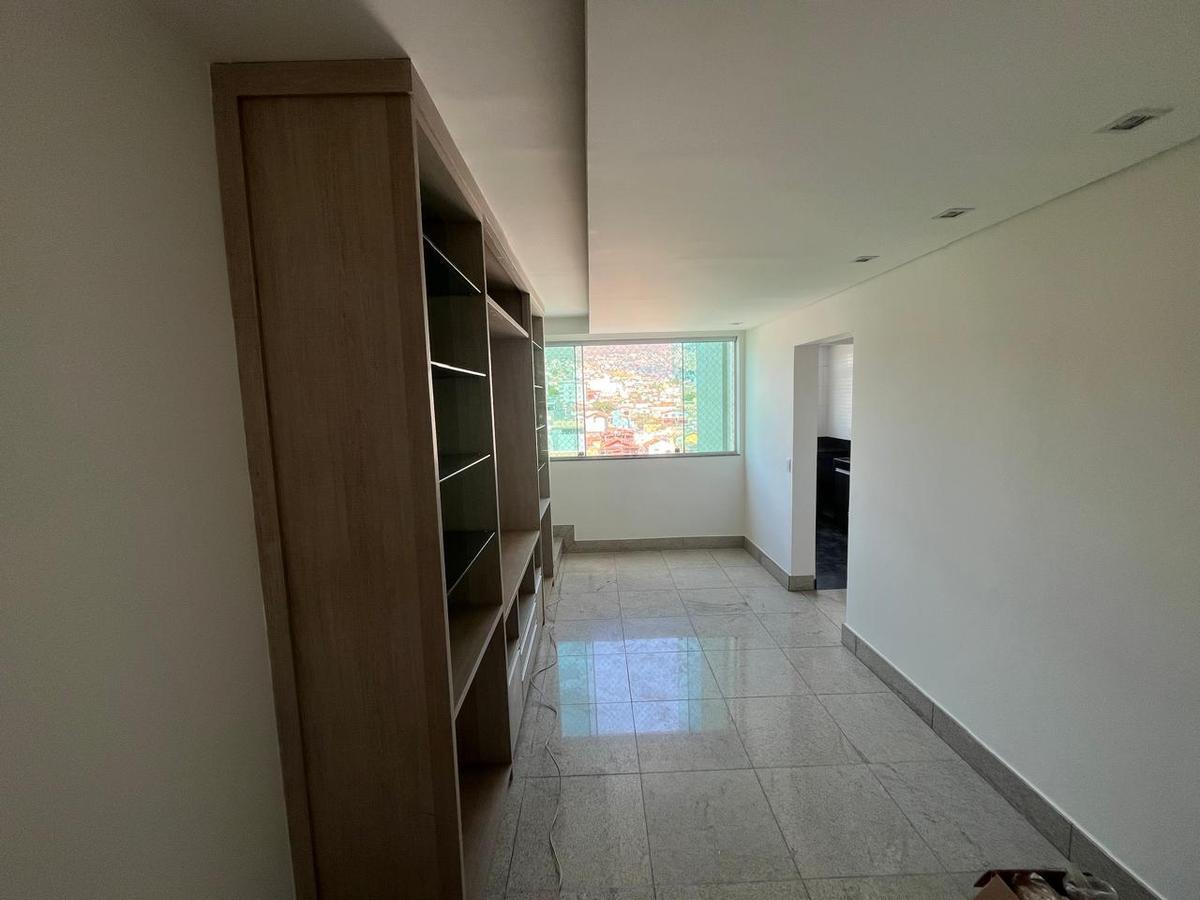 Cobertura, Santa Efigênia, 2 Quartos, 2 Vagas, 1 Suíte