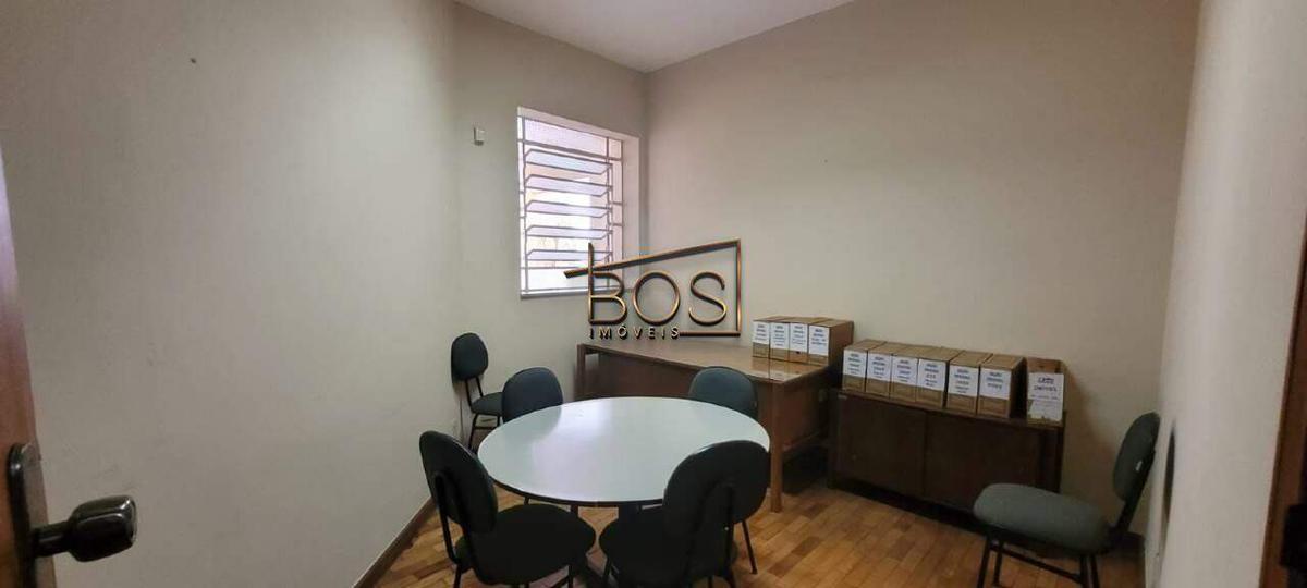 Casa, Centro, 10 Quartos, 15 Vagas, 6 Suítes