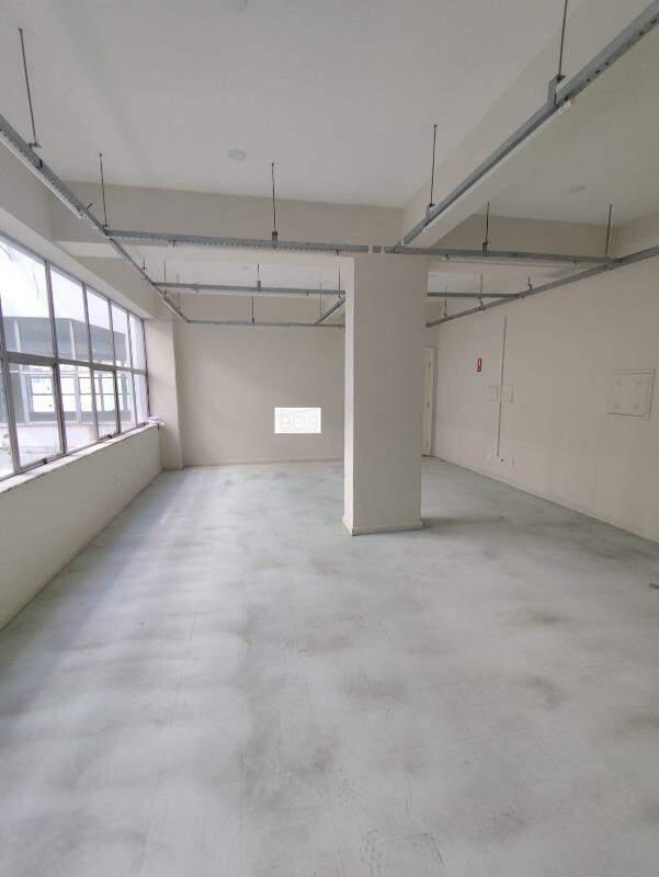 Andar, Centro, 0 Quarto, 0 Vaga