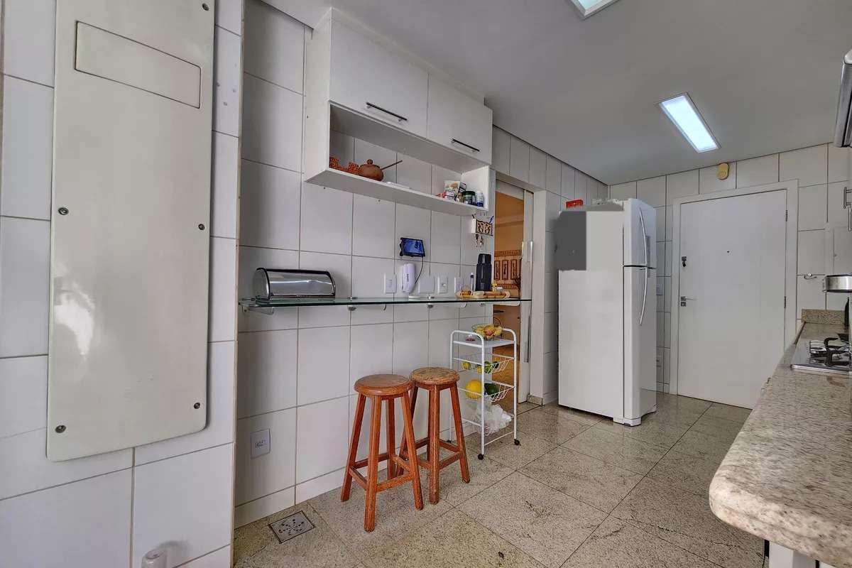 Apartamento, Luxemburgo, 4 Quartos, 3 Vagas, 2 Suítes