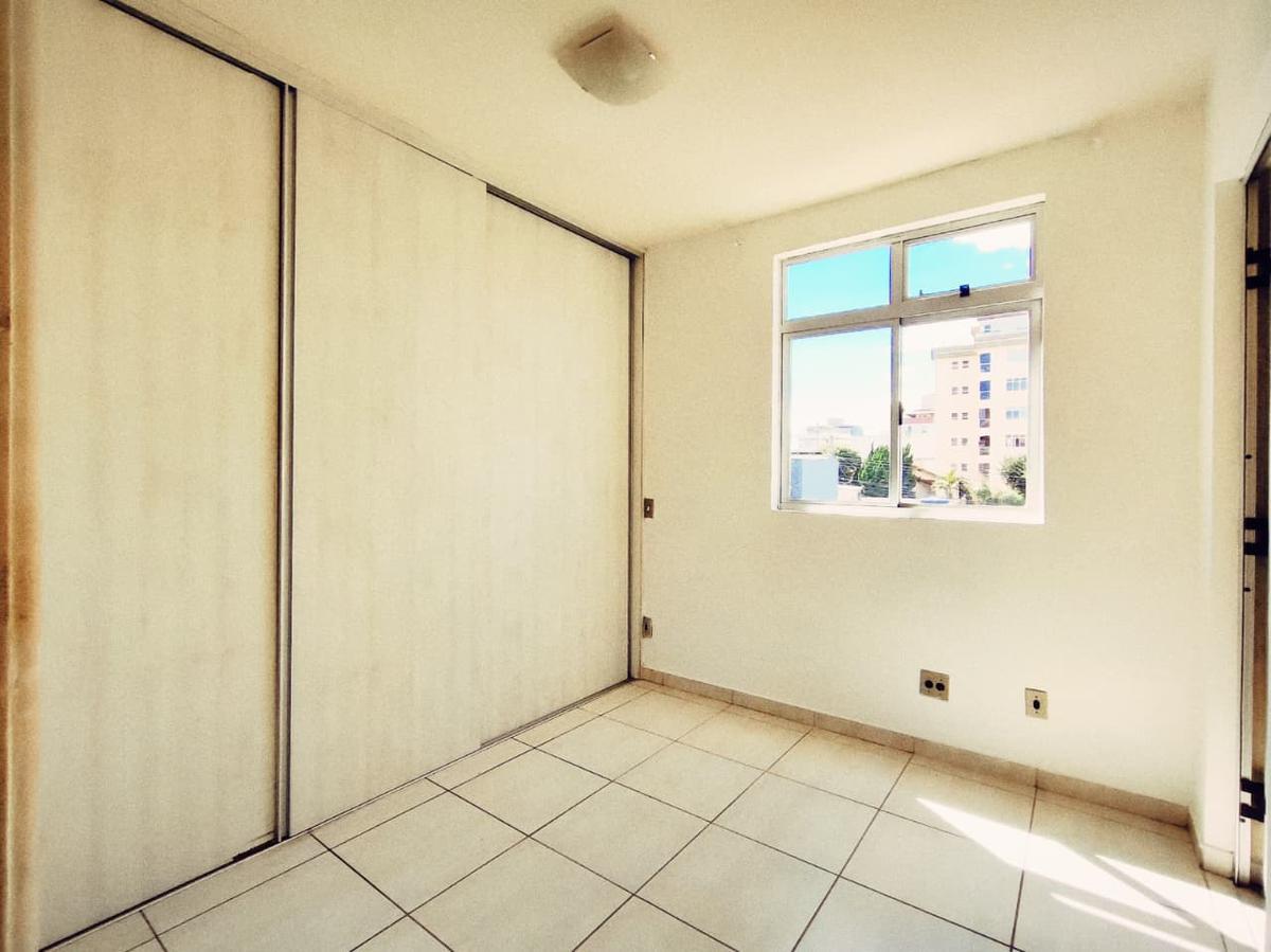 Apartamento, Sagrada Família, 3 Quartos, 1 Vaga, 1 Suíte