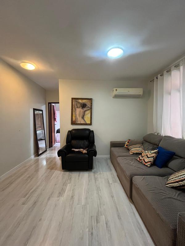 Casa, Tirol (barreiro), 4 Quartos, 3 Vagas, 1 Suíte