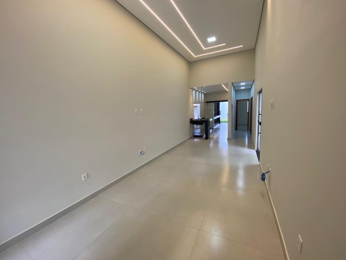 Casa, Jardim Europa, 3 Quartos, 4 Vagas, 1 Suíte